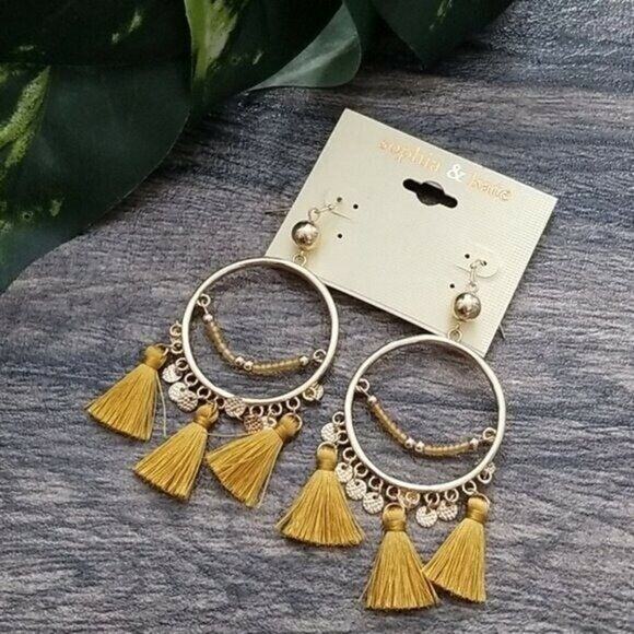 Sophia & Kate Gold Tone Beaded Tassel Dangle Post Earrings NEW - Picture 1 of 4